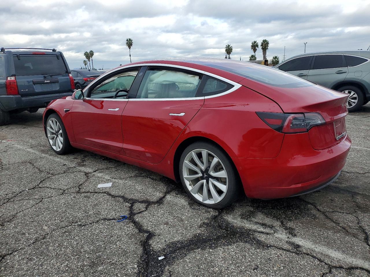 2018 TESLA MODEL 3 photo 2