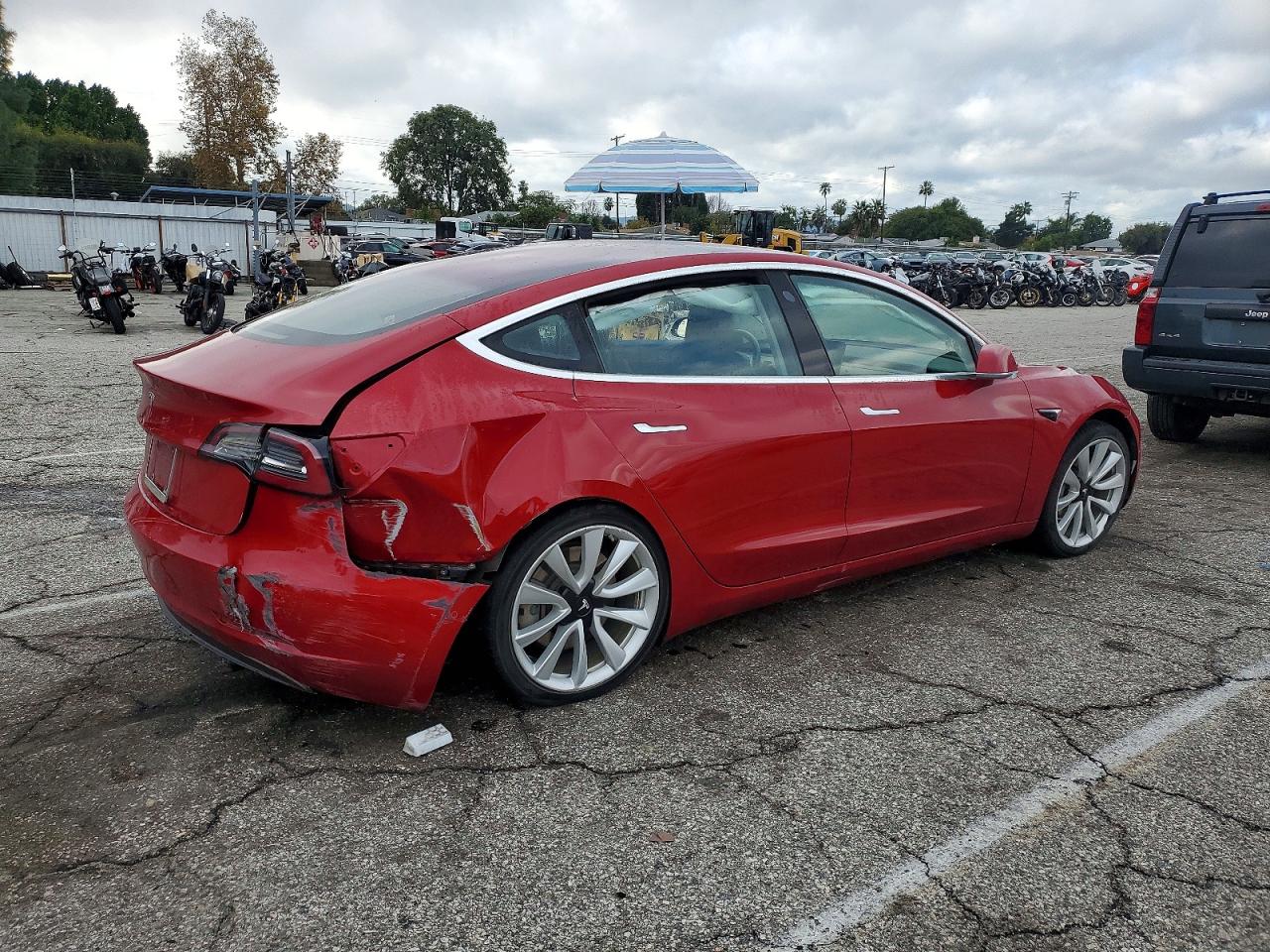 2018 TESLA MODEL 3 photo 3