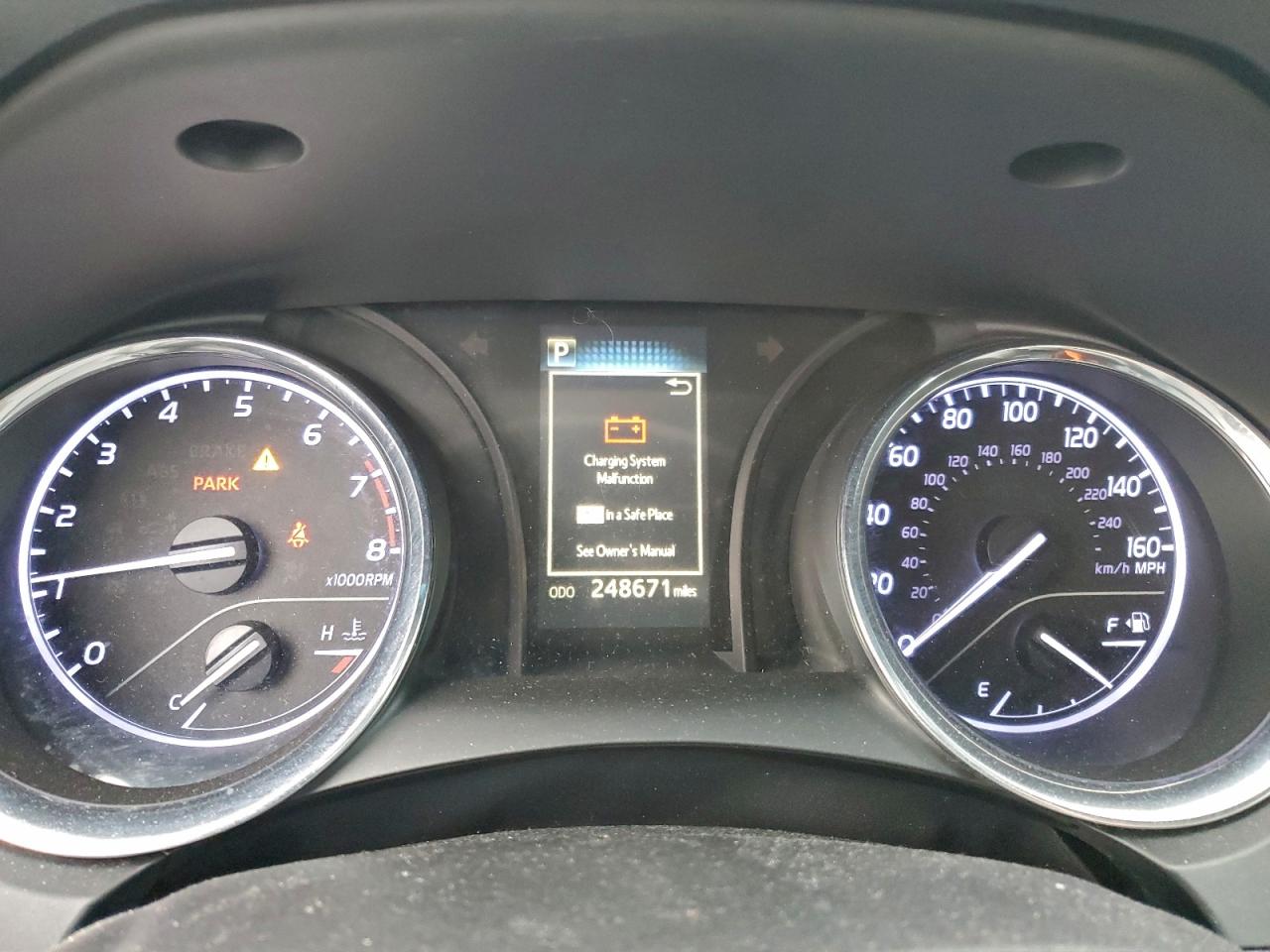 2019 TOYOTA CAMRY L photo 9