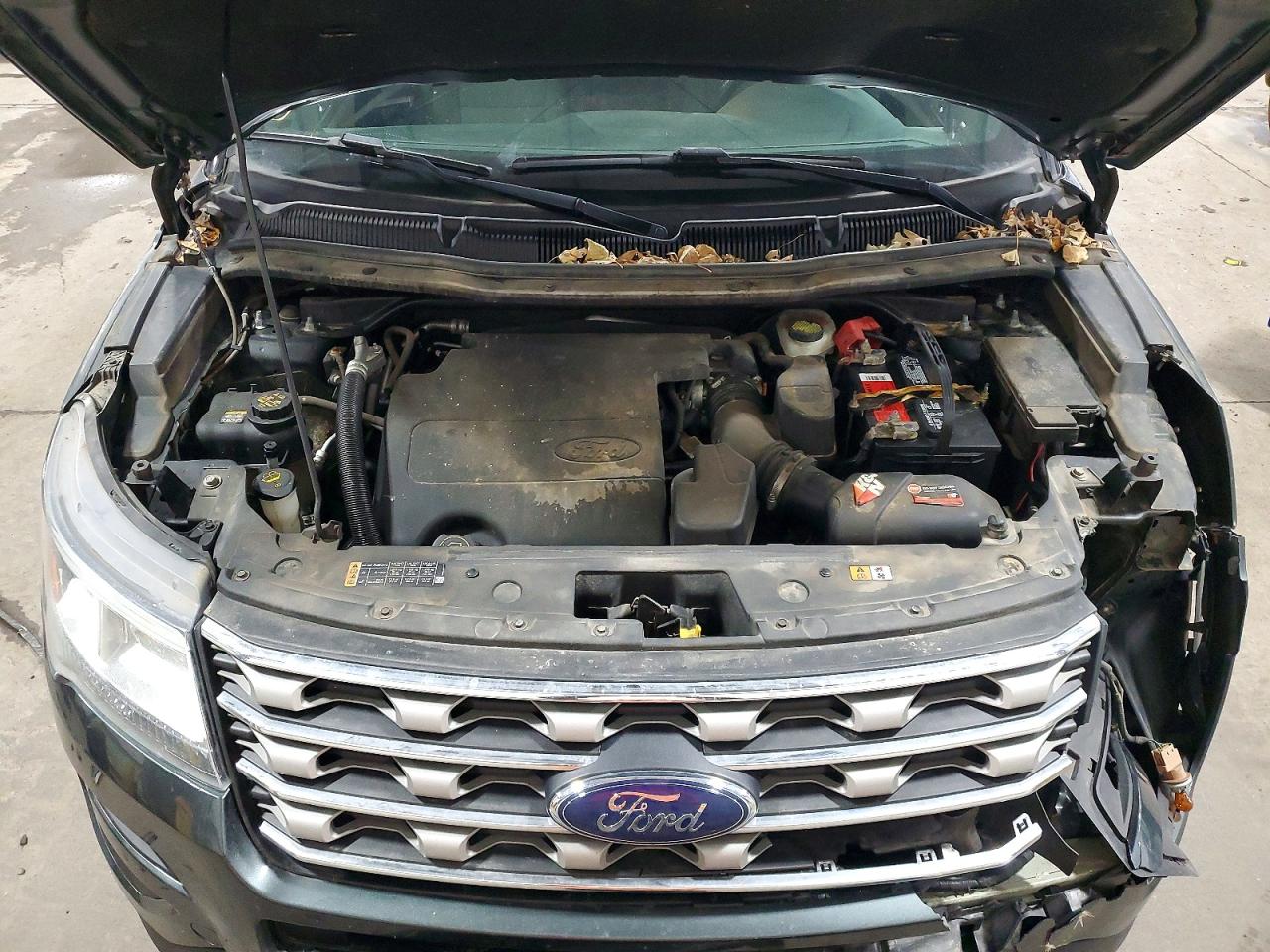 2016 FORD EXPLORER XLT photo 12