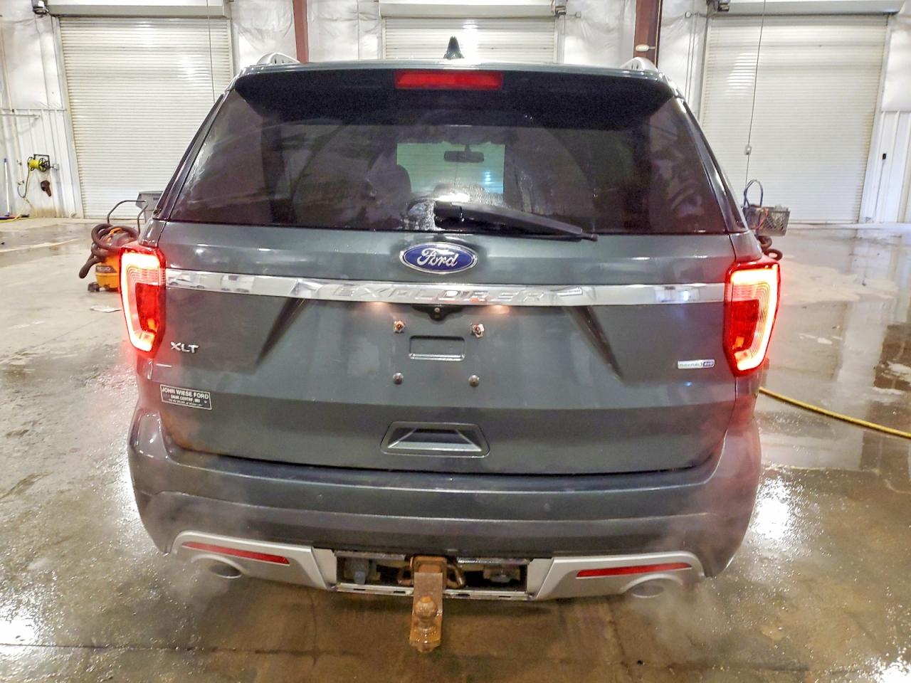 2016 FORD EXPLORER XLT photo 6