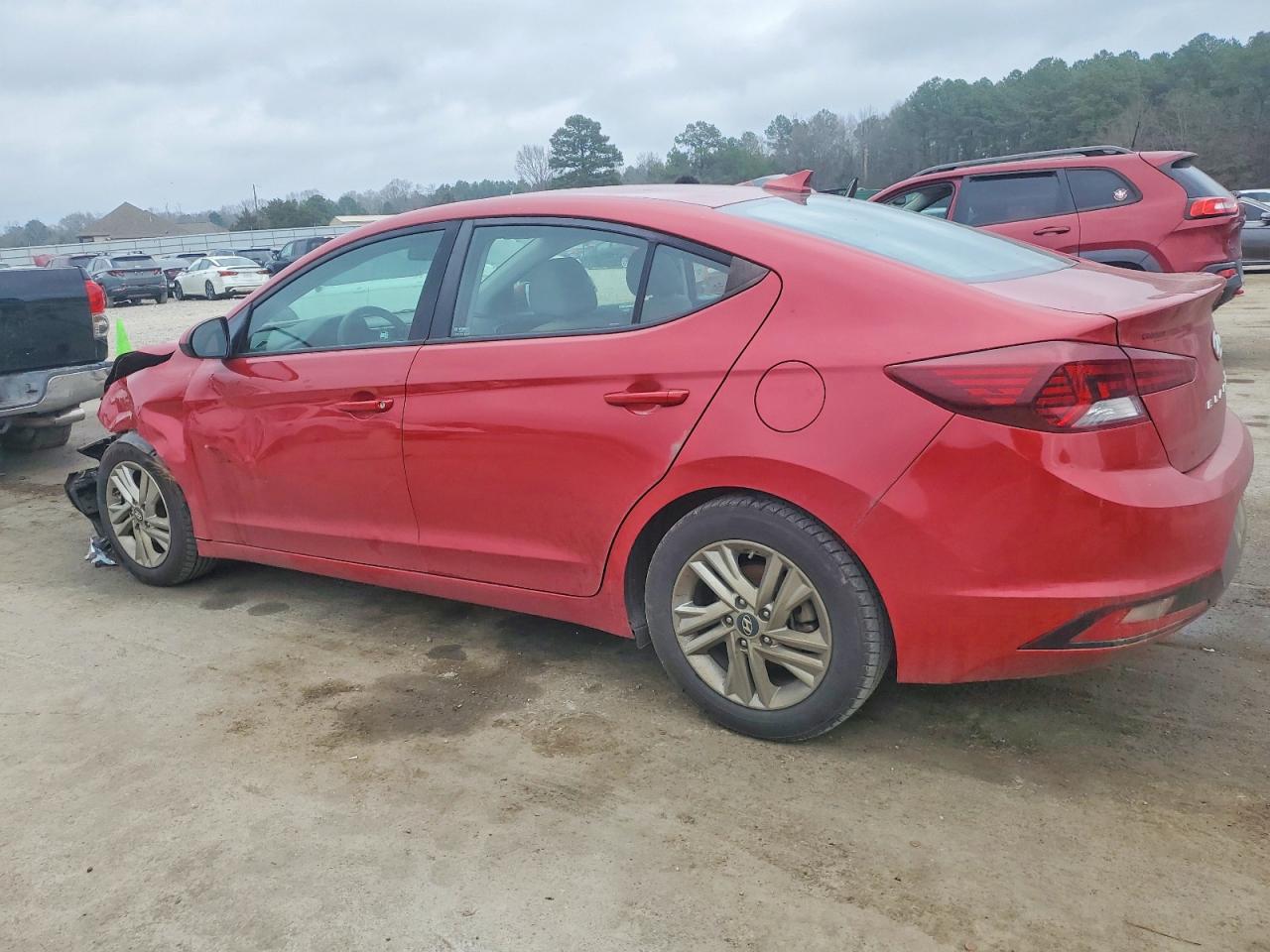 2019 HYUNDAI ELANTRA SEL photo 2