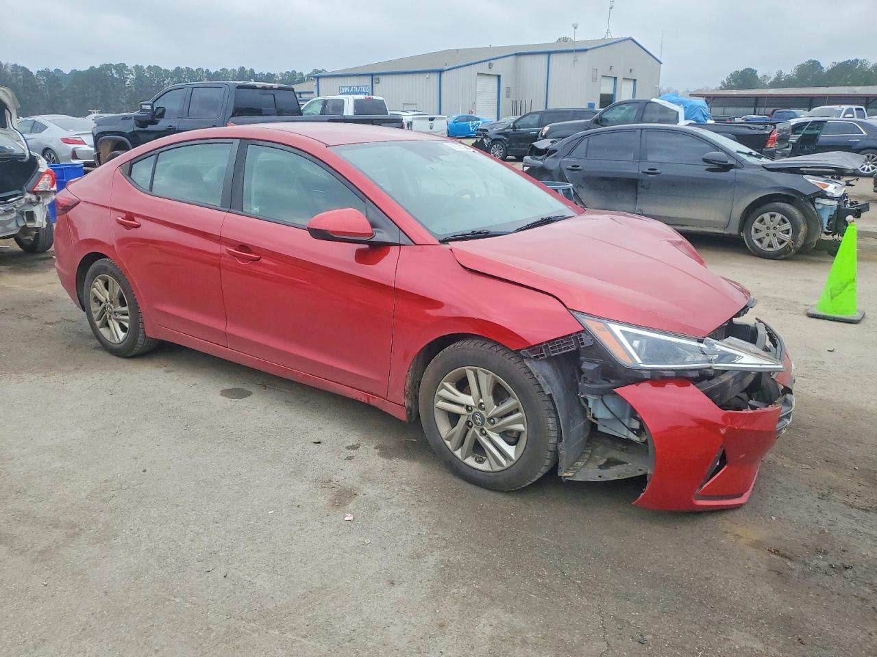 2019 HYUNDAI ELANTRA SEL photo 4