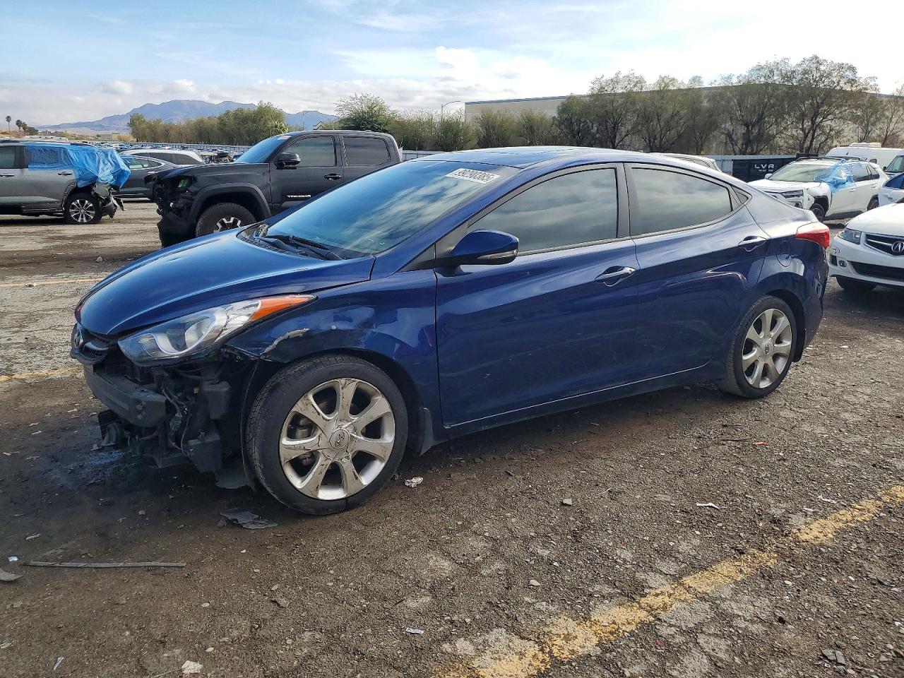 2013 HYUNDAI ELANTRA