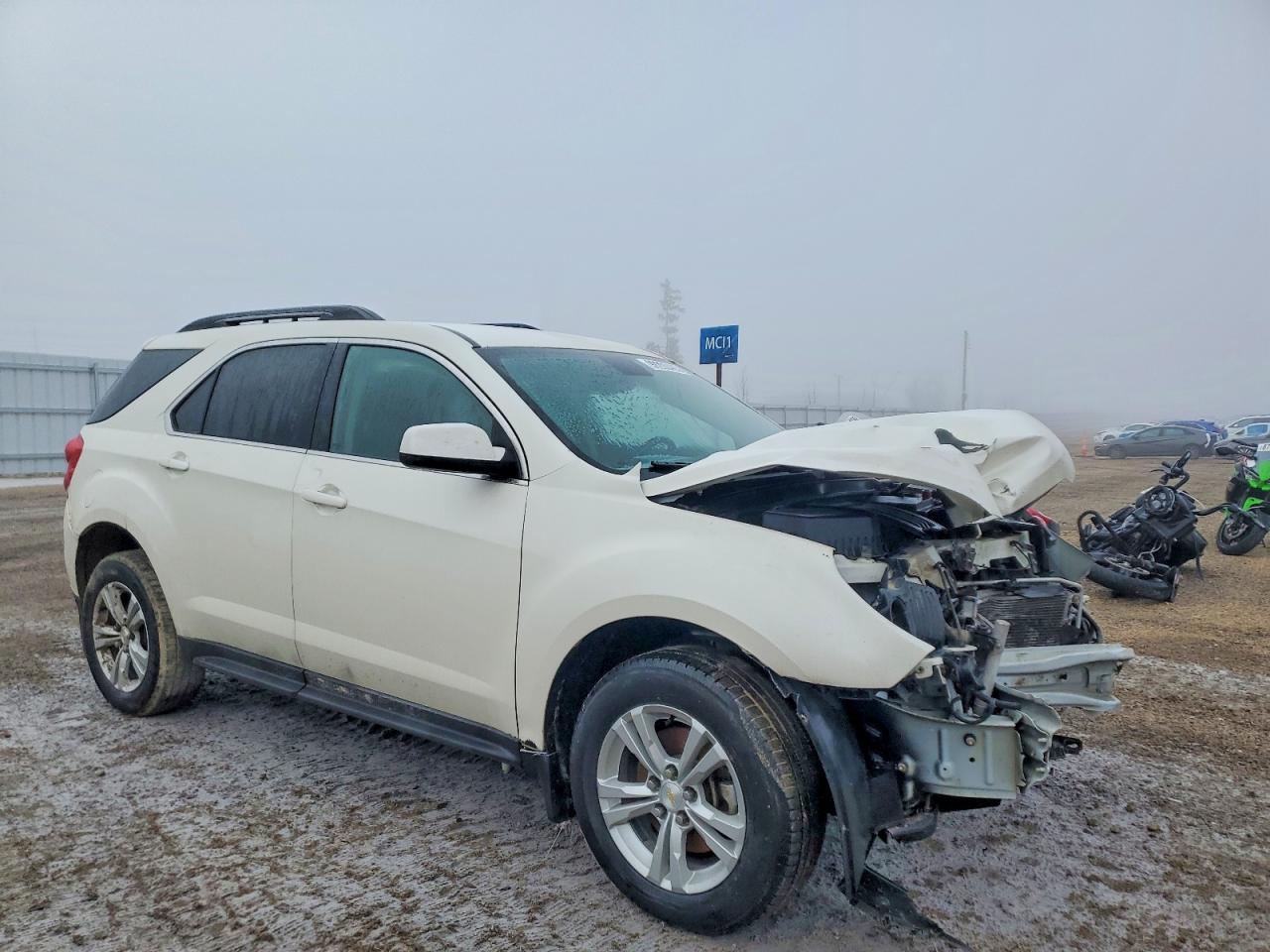 2014 CHEVROLET EQUINOX LT photo 4