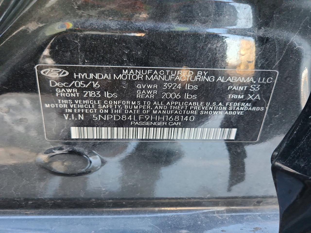 2017 HYUNDAI ELANTRA photo 12