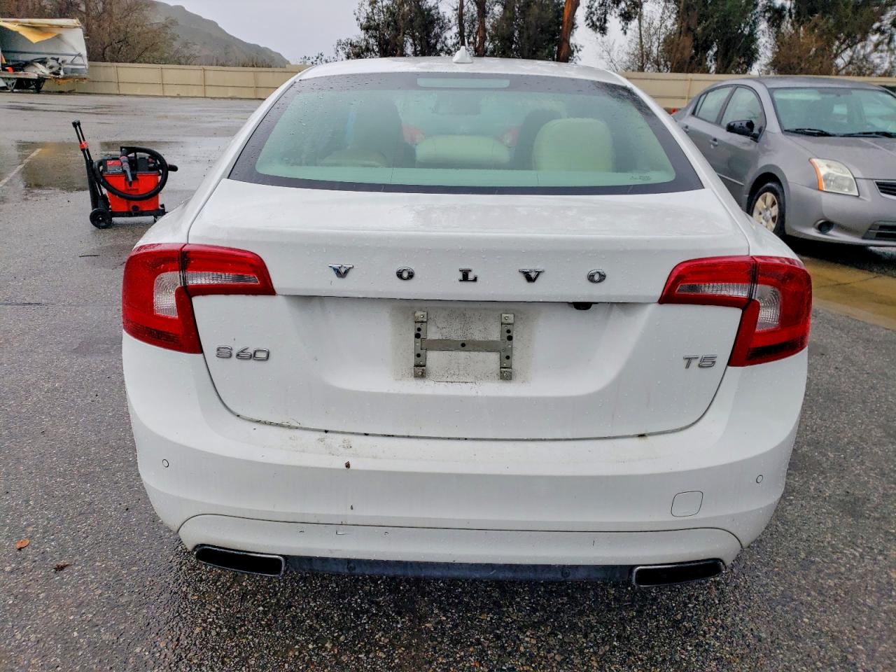 2014 VOLVO S60 T5 photo 6