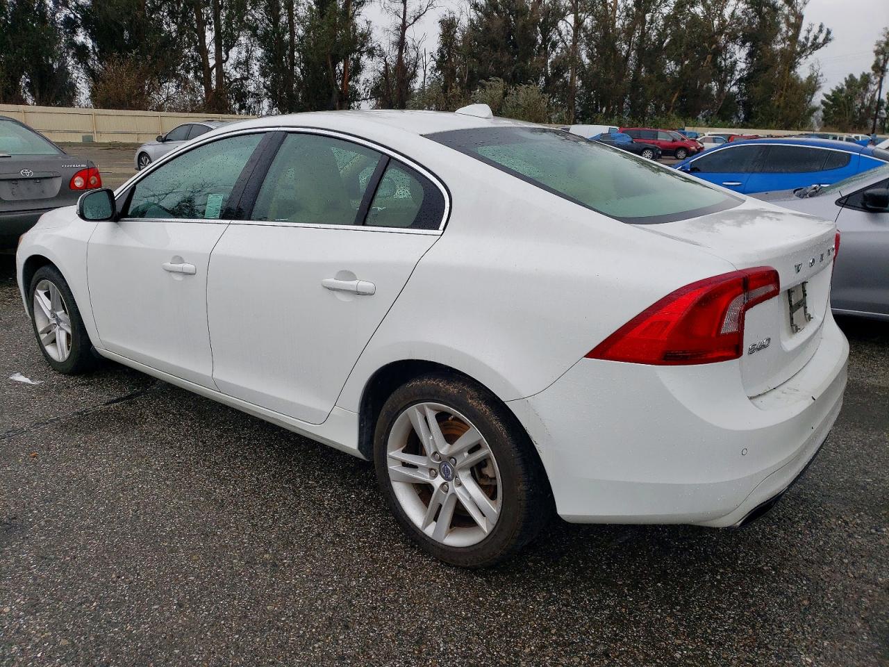 2014 VOLVO S60 T5 photo 2