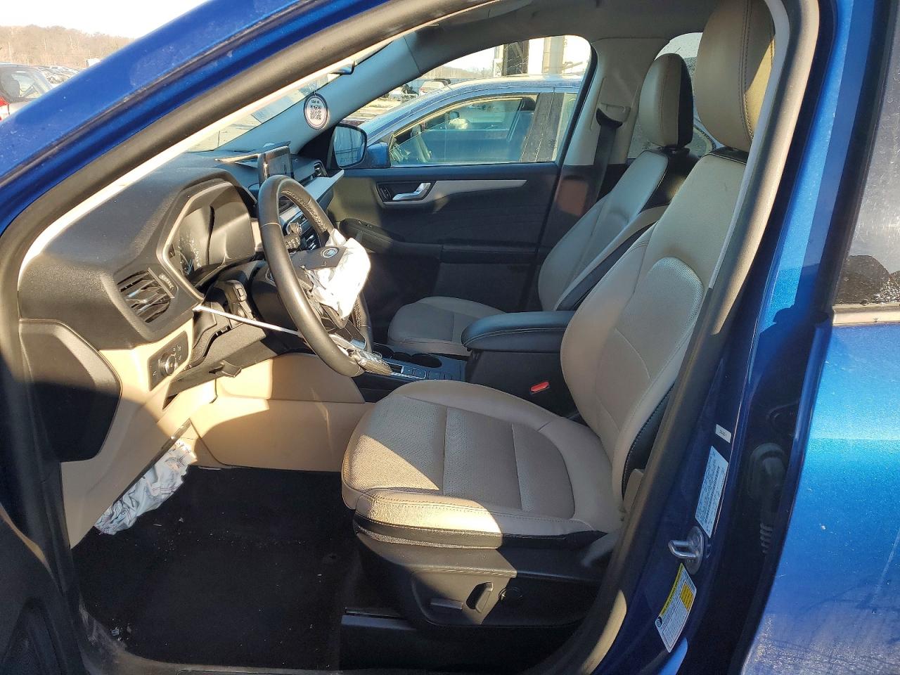 2022 FORD ESCAPE SEL photo 13