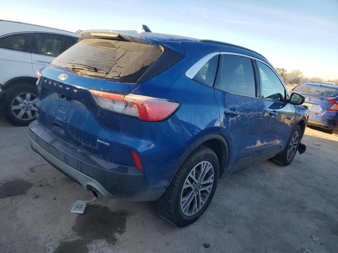 2022 FORD ESCAPE SEL photo 5