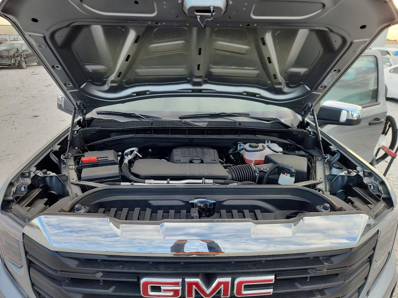 2025 GMC SIERRA K1500 photo 11