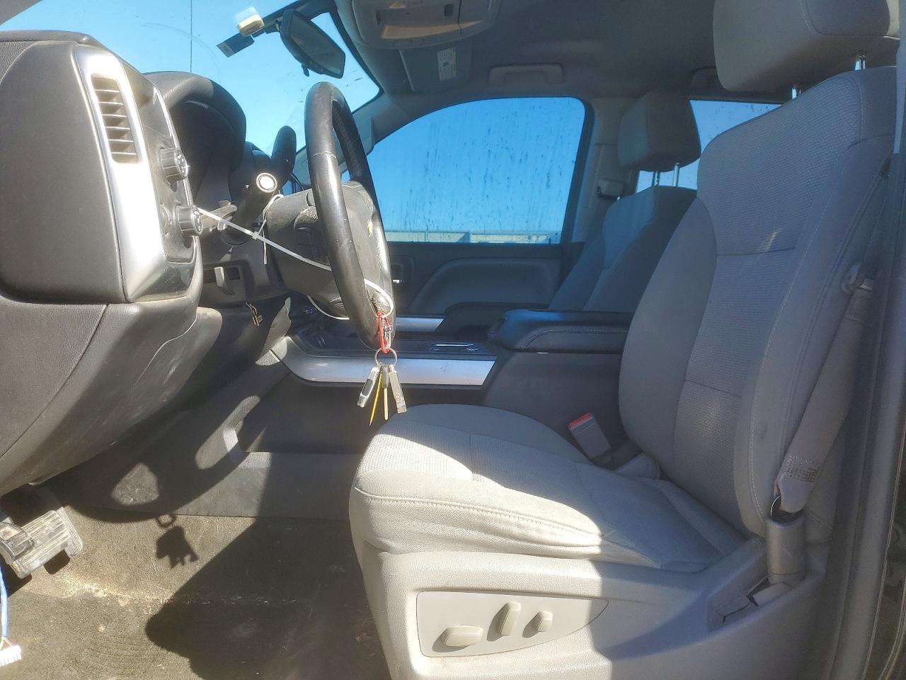 2016 CHEVROLET SILVERADO K1500 LT photo 7
