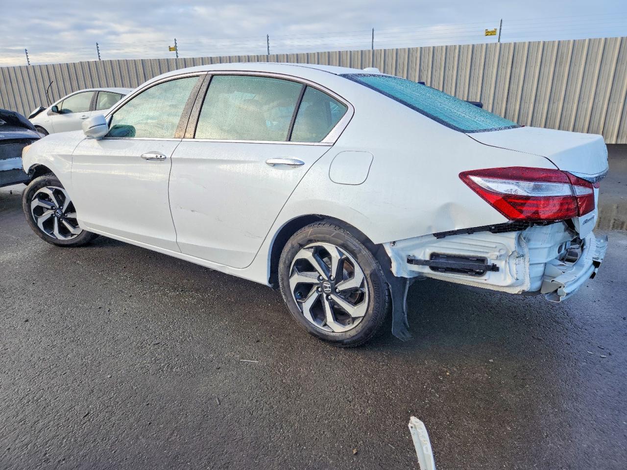 2016 HONDA ACCORD EXL photo 2