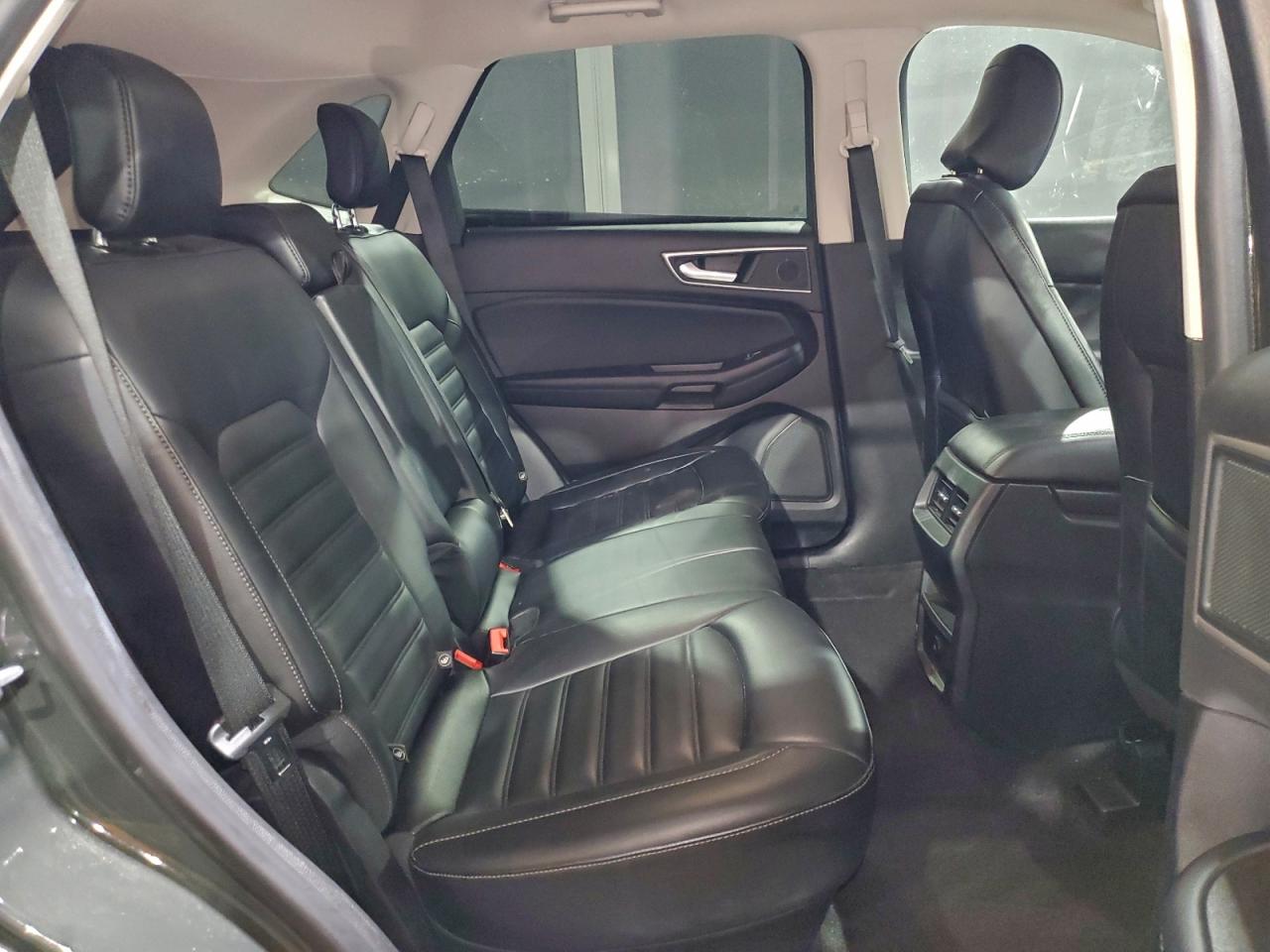 2024 FORD EDGE SEL photo 11