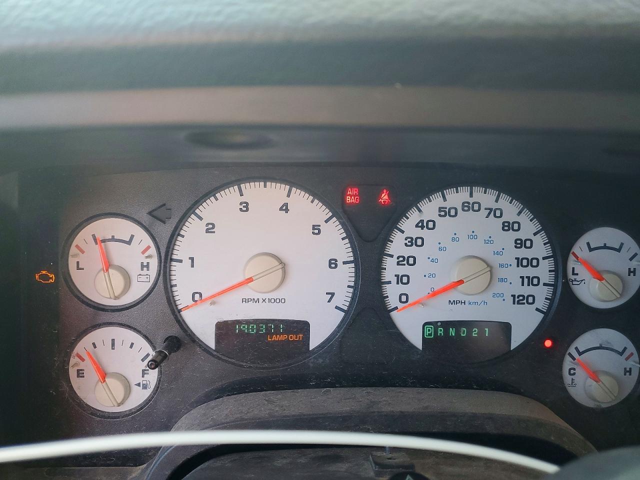 2002 DODGE RAM 1500 photo 9