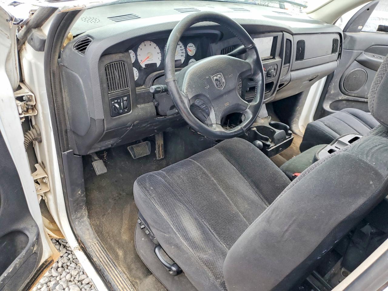 2002 DODGE RAM 1500 photo 8