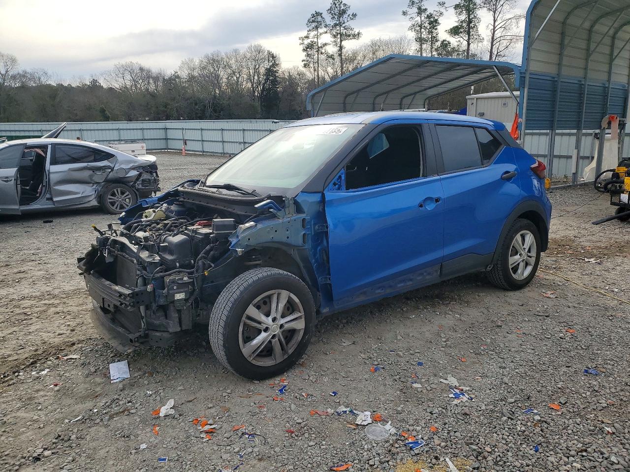 2021 NISSAN KICKS