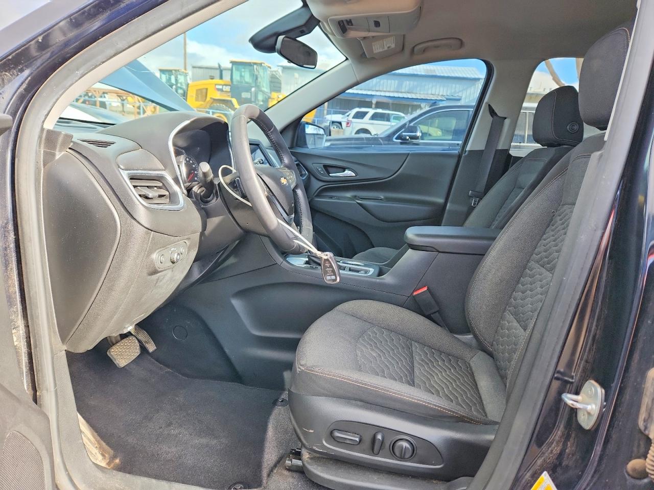 2020 CHEVROLET EQUINOX LT photo 7
