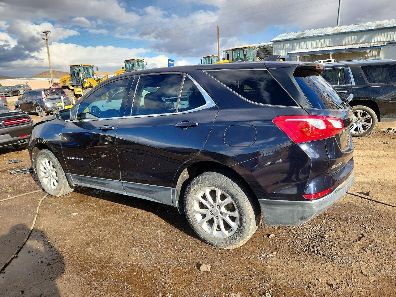 2020 CHEVROLET EQUINOX LT photo 2