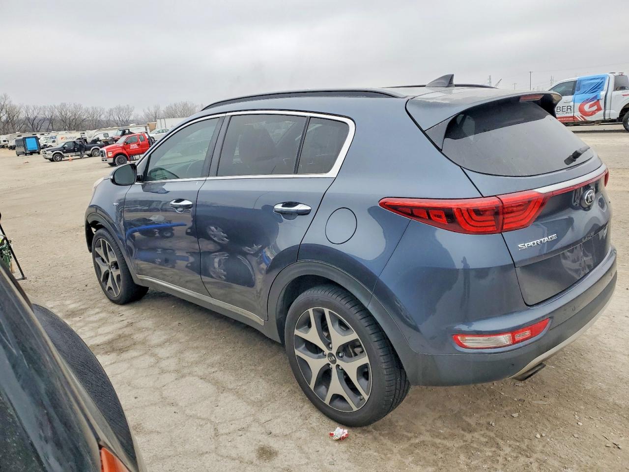 2019 KIA SPORTAGE SX photo 2