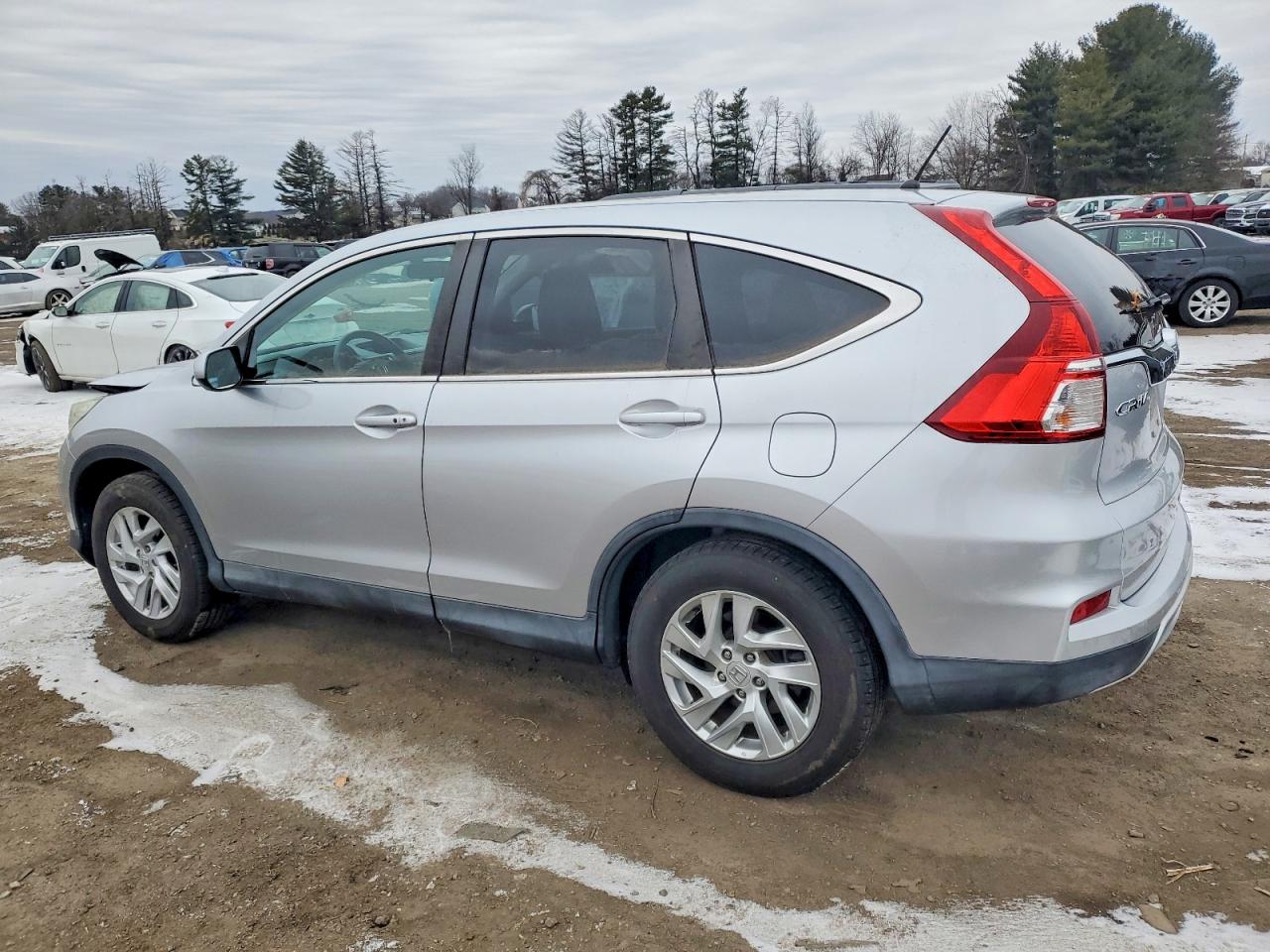 2015 HONDA CR-V EX photo 2