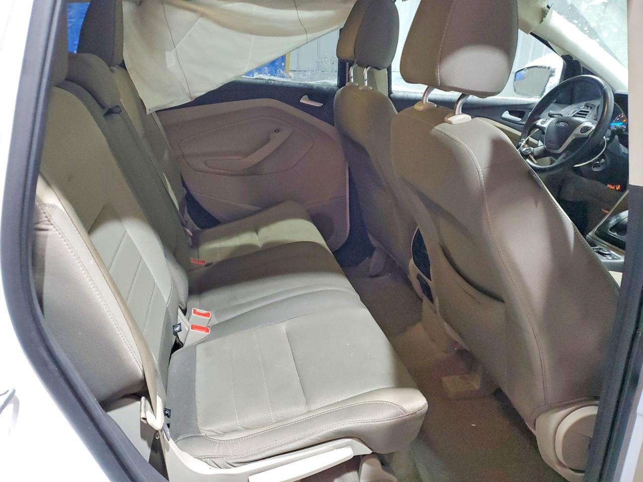 2016 FORD ESCAPE SE photo 11