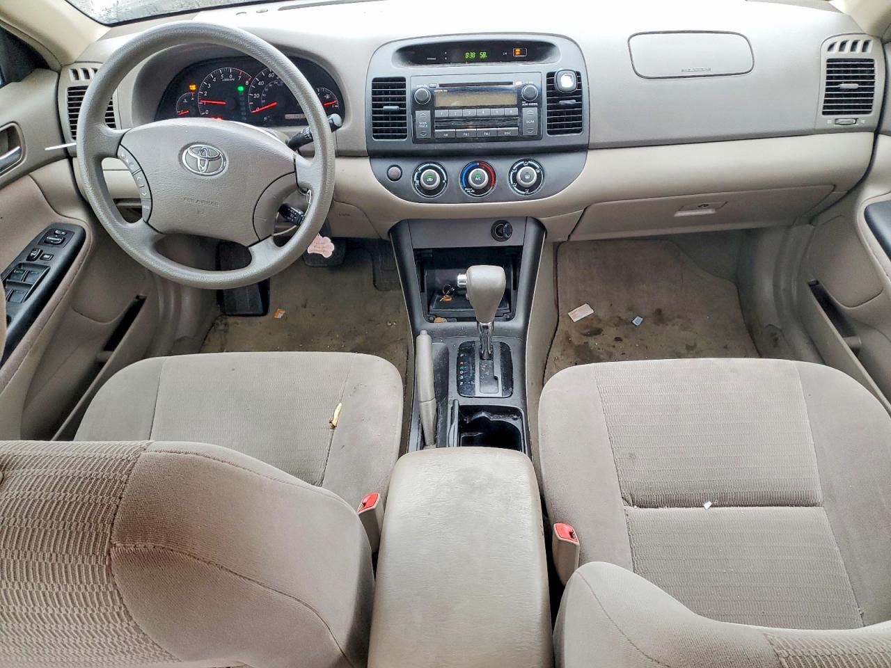 2005 TOYOTA CAMRY LE photo 8