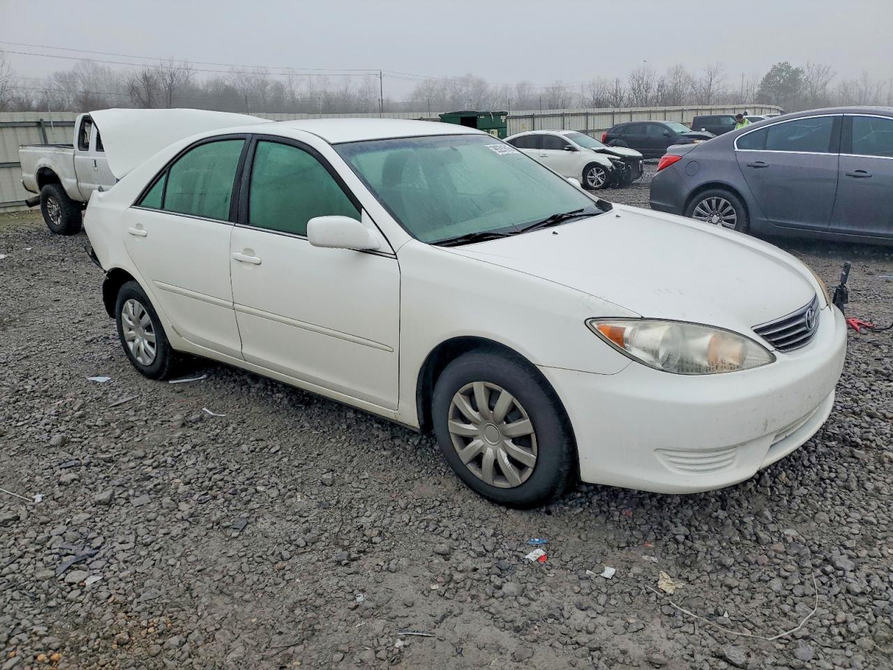 2005 TOYOTA CAMRY LE photo 4