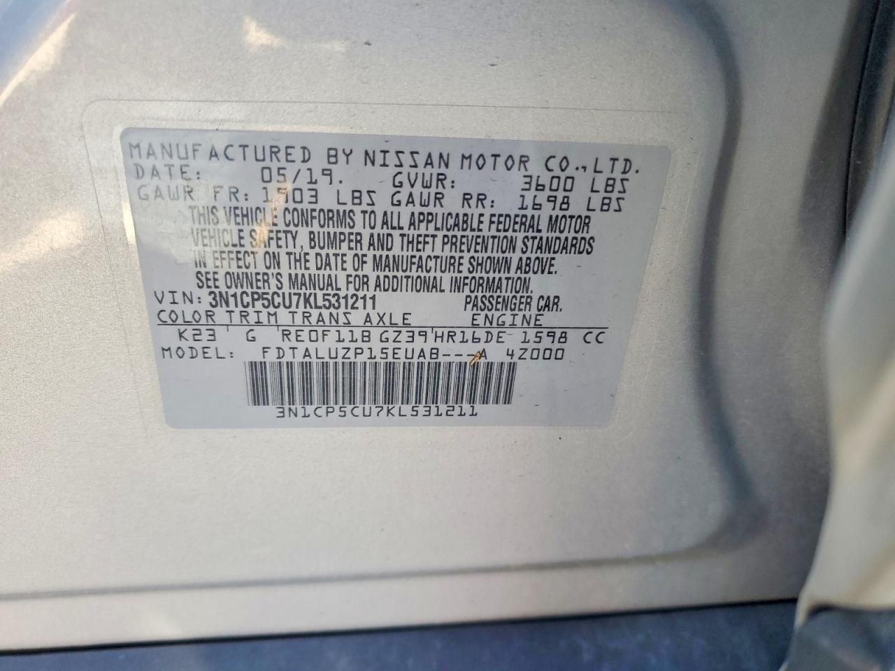 2019 NISSAN KICKS S photo 14