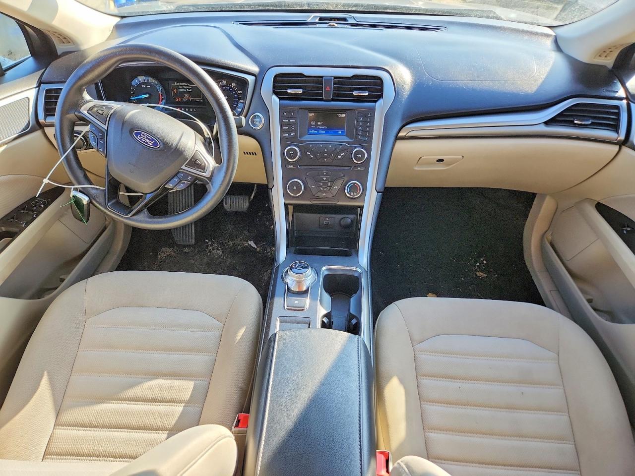 2017 FORD FUSION SE photo 8