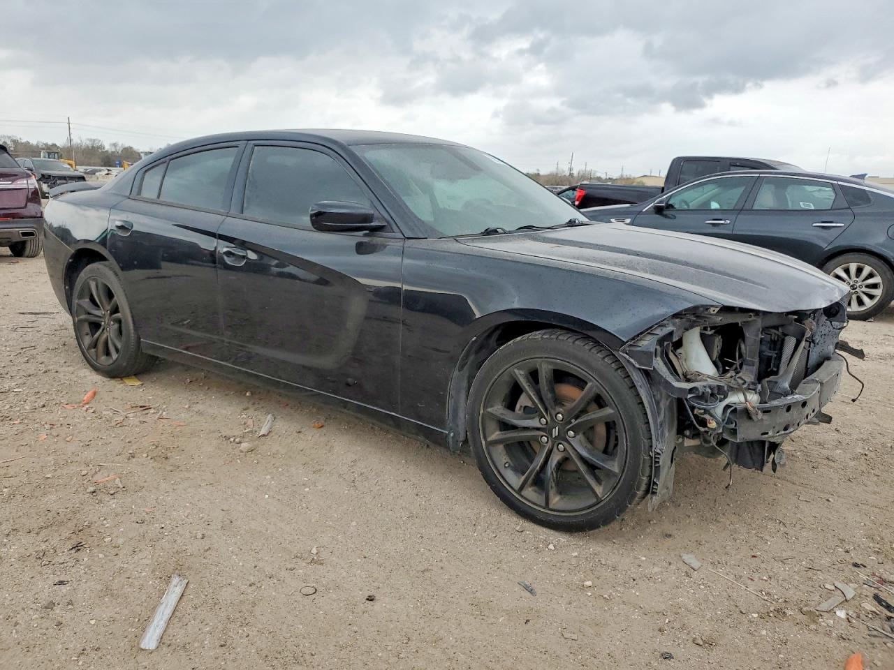 2017 DODGE CHARGER SE photo 10