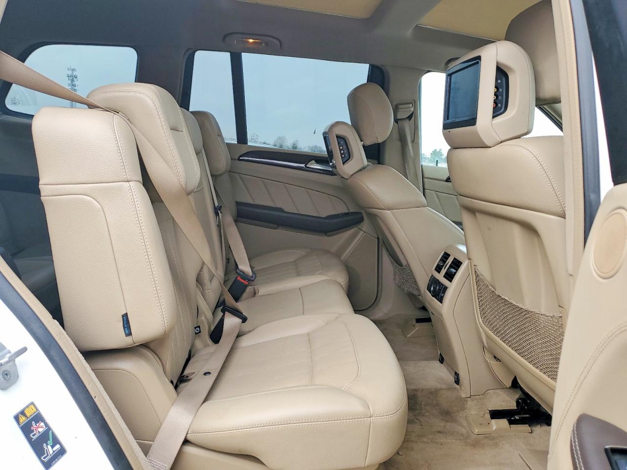 2015 MERCEDES-BENZ GL 350 BLUETEC photo 11