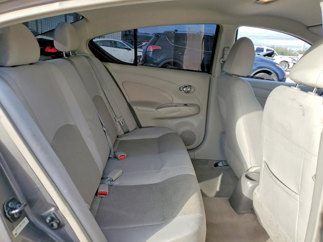 2012 NISSAN VERSA photo 10