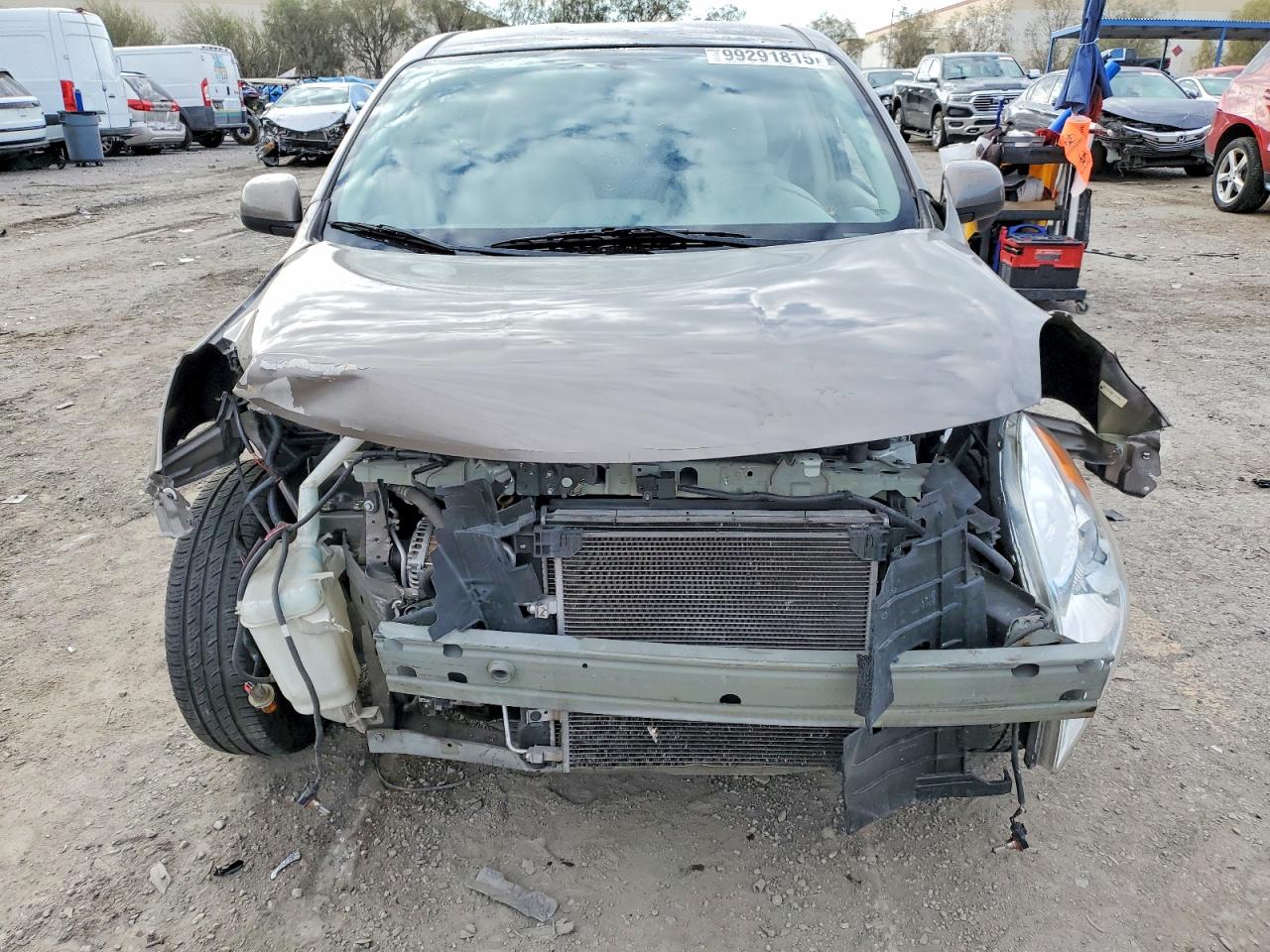 2012 NISSAN VERSA photo 5