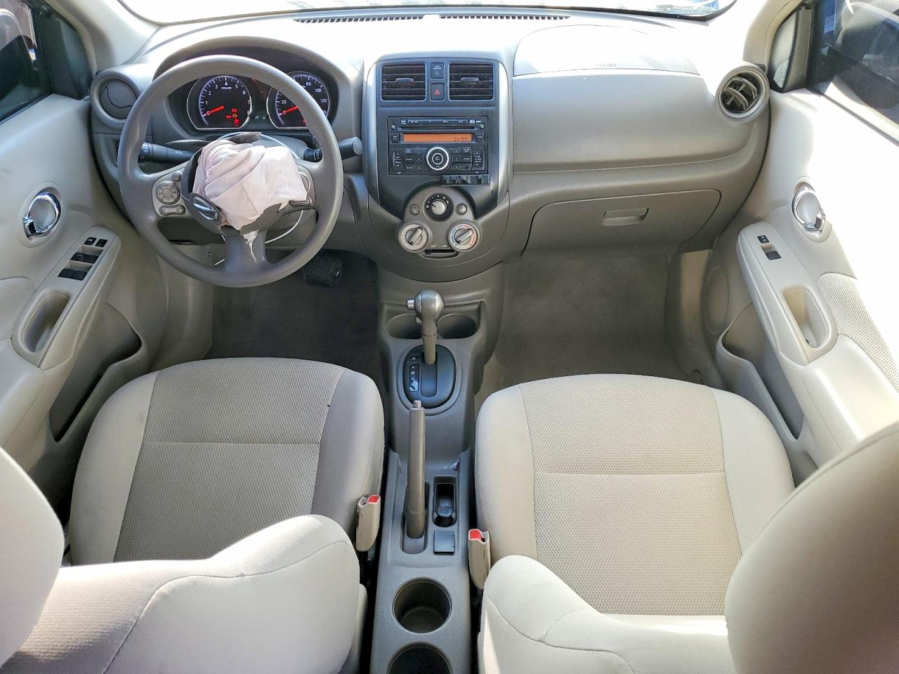 2012 NISSAN VERSA photo 8