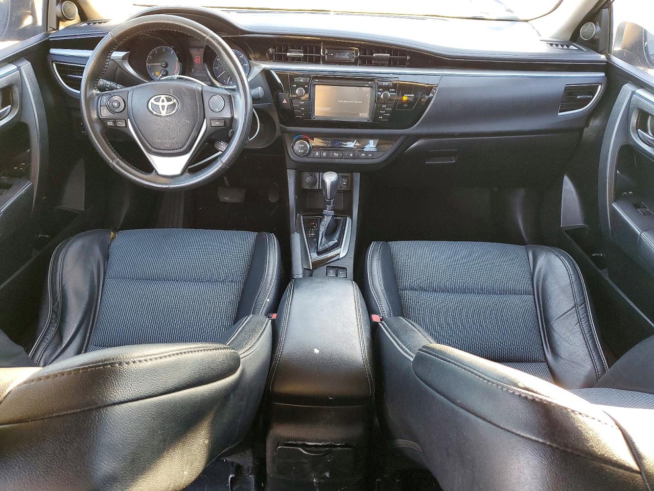 2014 TOYOTA COROLLA L photo 8