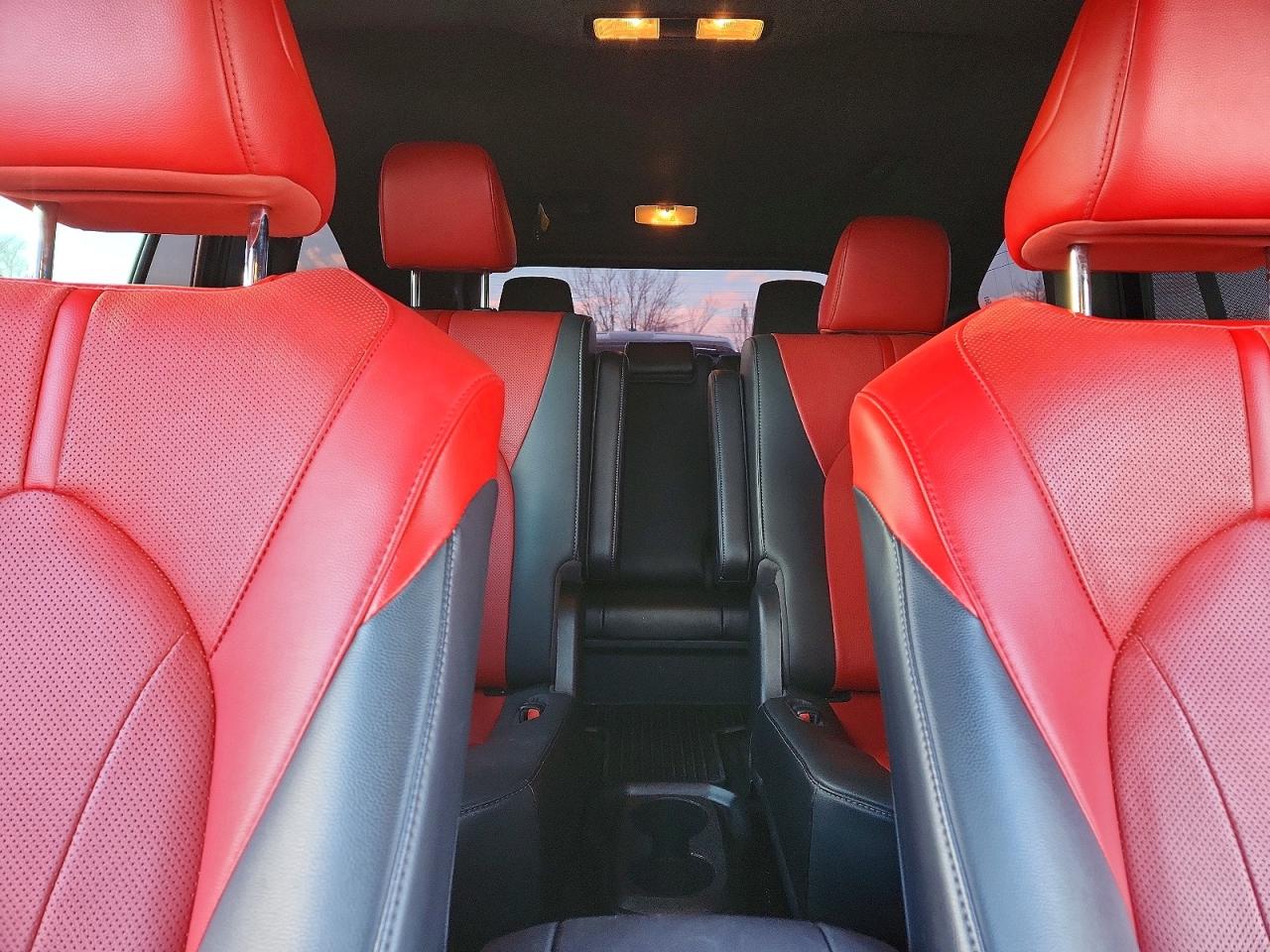 2021 TOYOTA HIGHLANDER XSE photo 10