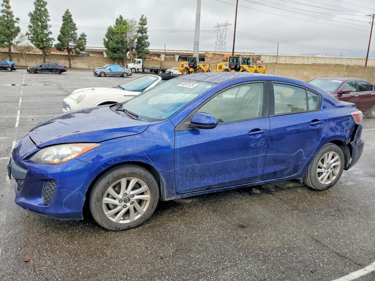 2013 MAZDA 3