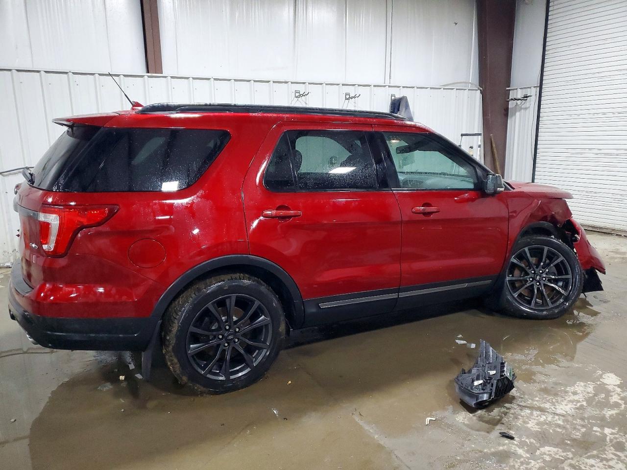 2018 FORD EXPLORER XLT photo 5