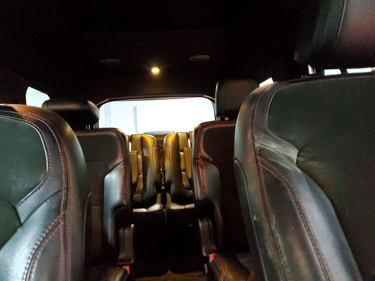 2018 FORD EXPLORER XLT photo 19