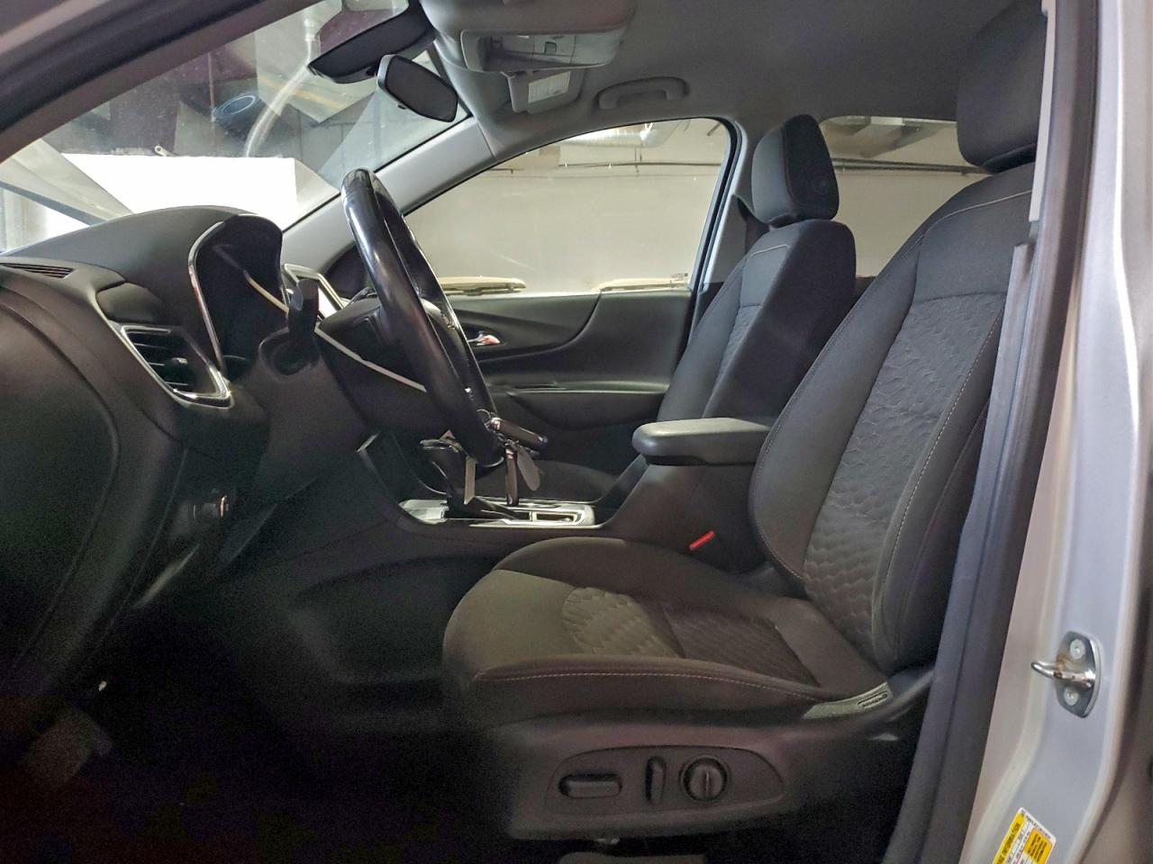 2018 CHEVROLET EQUINOX LT photo 13