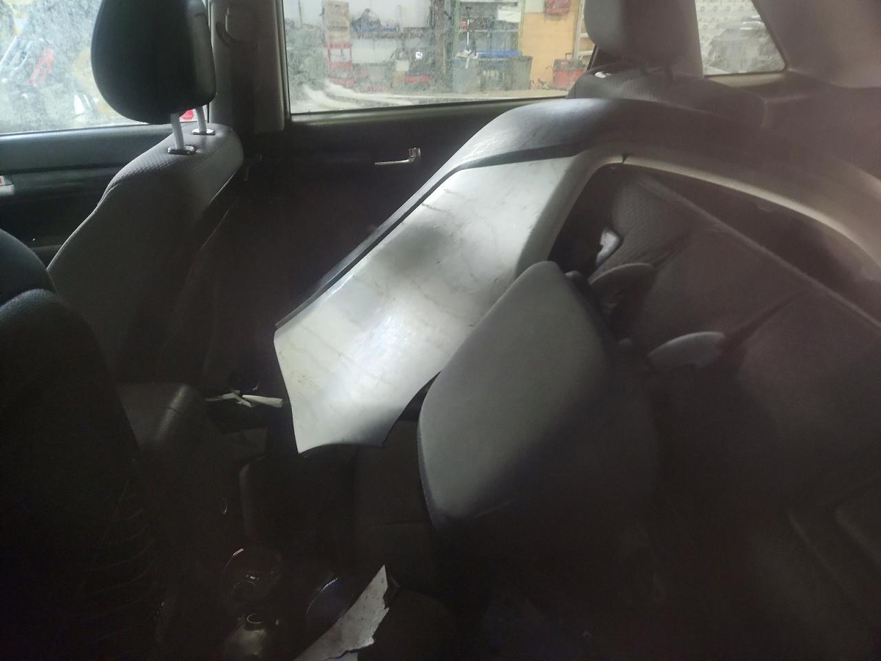 2012 KIA SORENTO BASE photo 10