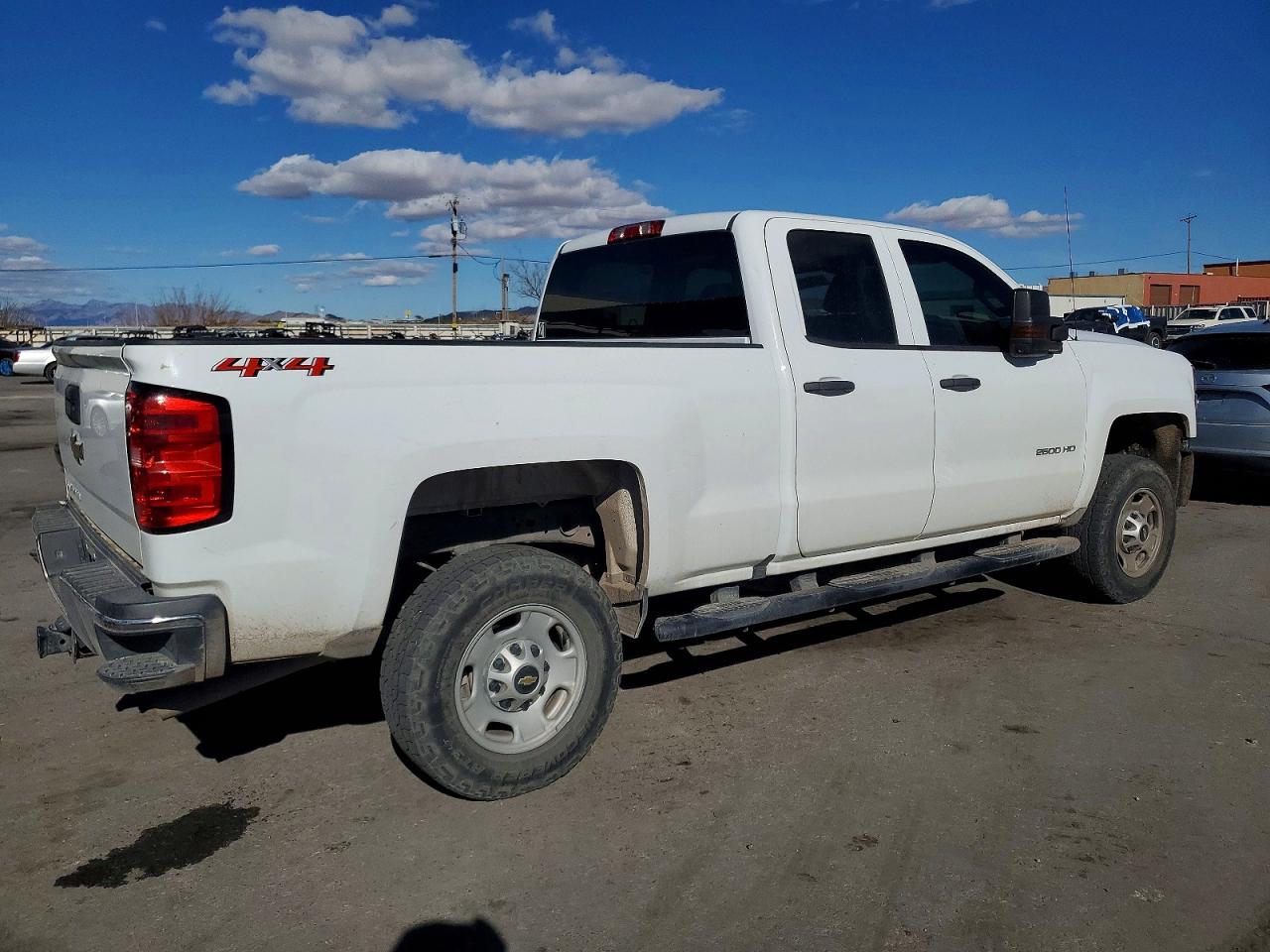 2019 CHEVROLET SILVERADO K2500 HEAVY DUTY photo 3