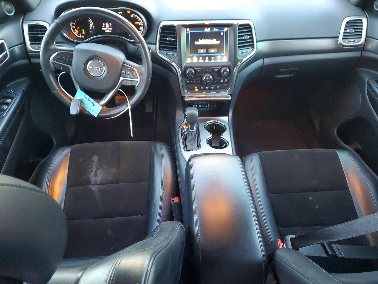 2018 JEEP GRAND CHEROKEE LAREDO photo 15