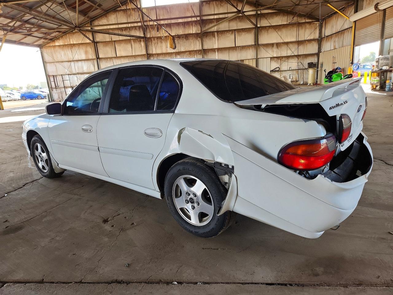 2002 CHEVROLET MALIBU LS photo 2
