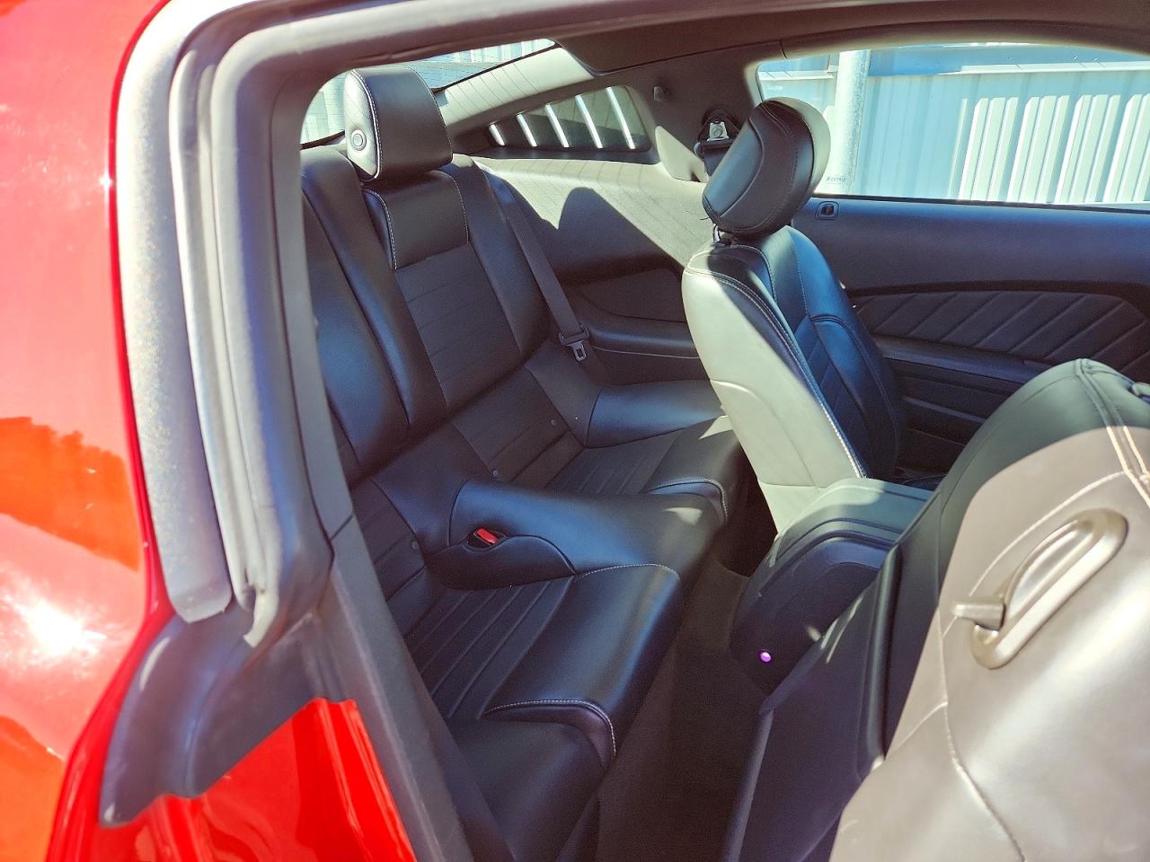 2014 FORD MUSTANG photo 10