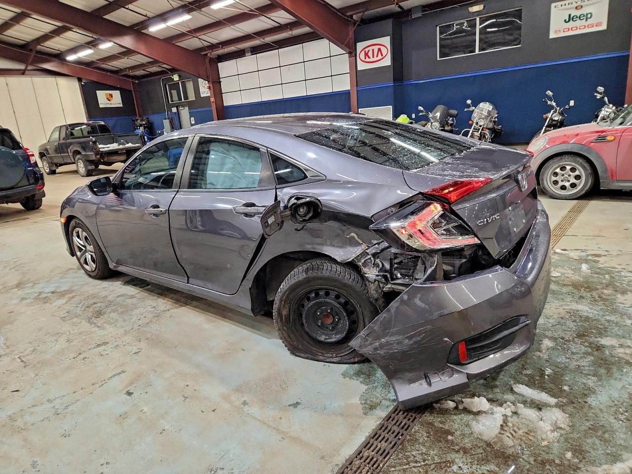 2016 HONDA CIVIC LX photo 2