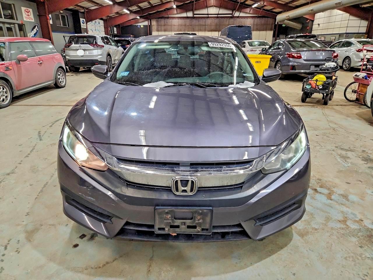 2016 HONDA CIVIC LX photo 5