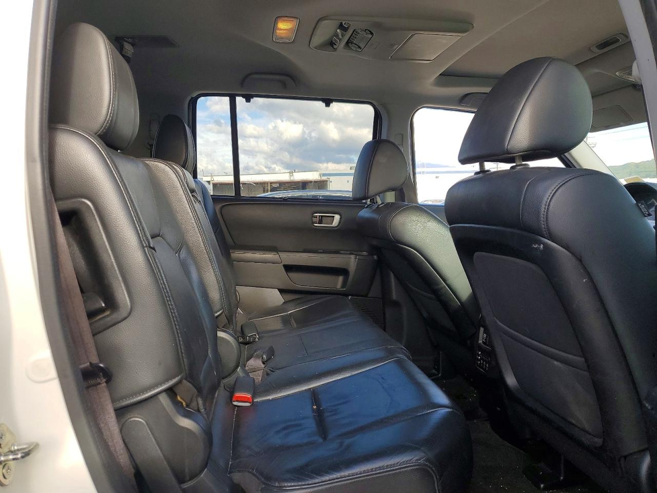 2015 HONDA PILOT TOURING photo 11
