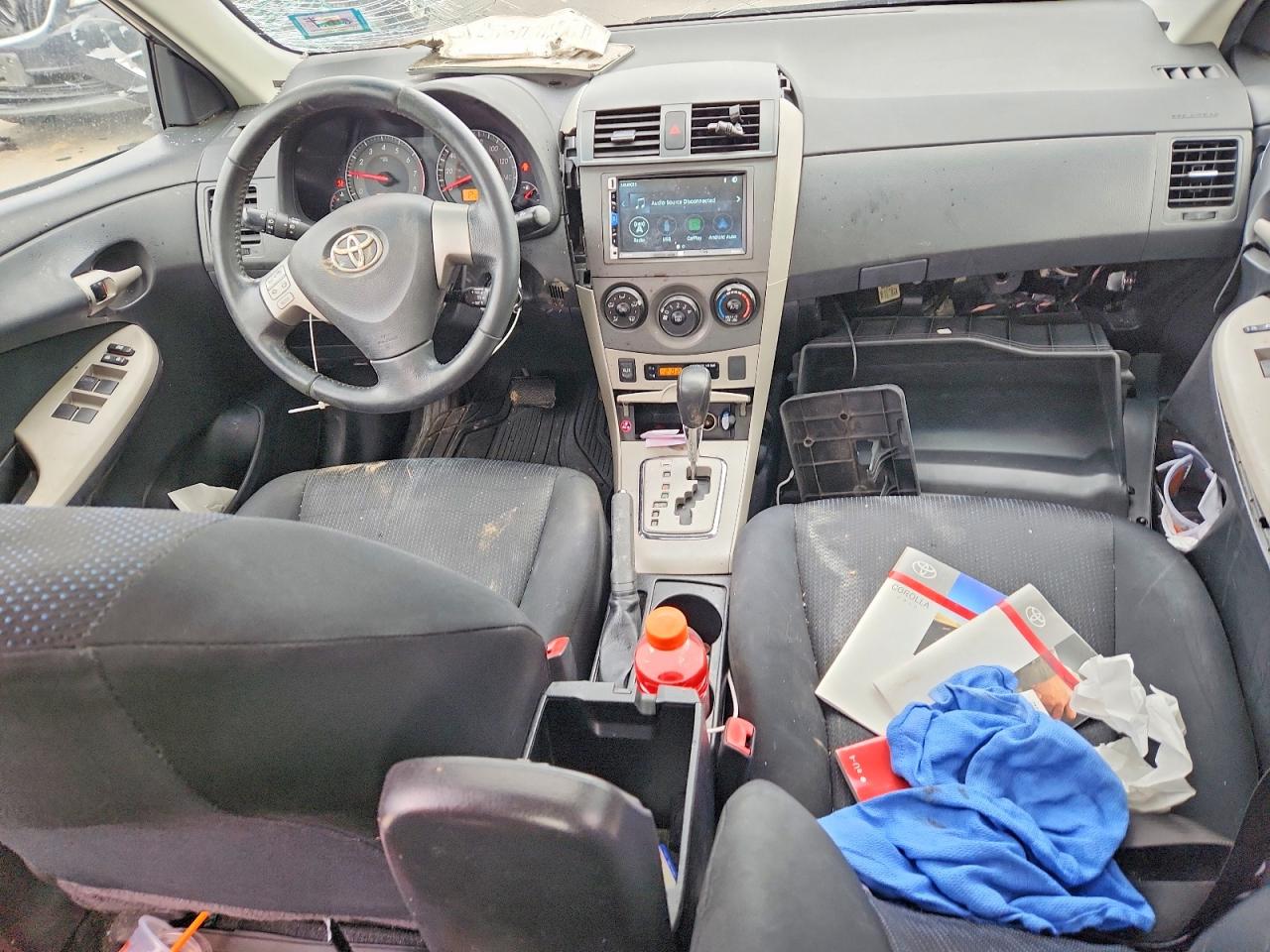 2010 TOYOTA COROLLA BASE photo 8